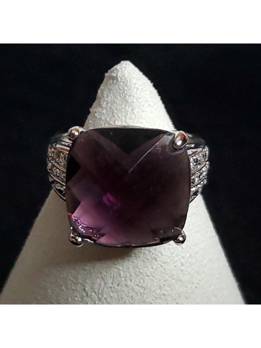Rhinestone Cocktail Ring Sz 10 Silver Tone Purple Statement